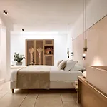 Adonis Hotel
