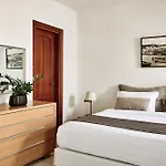 Adonis Hotel