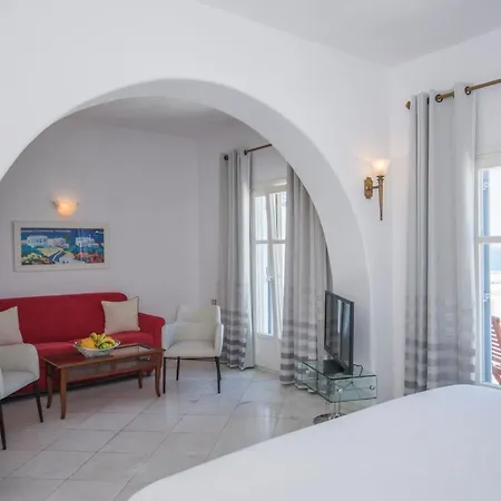 Adonis Hotel