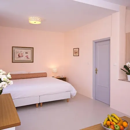 Hotel Adonis 4*