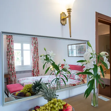 Adonis Hotel Mykonos Town