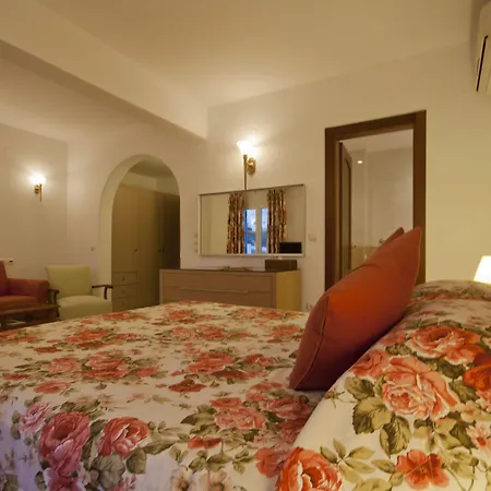 Adonis Hotel Mykonos Town