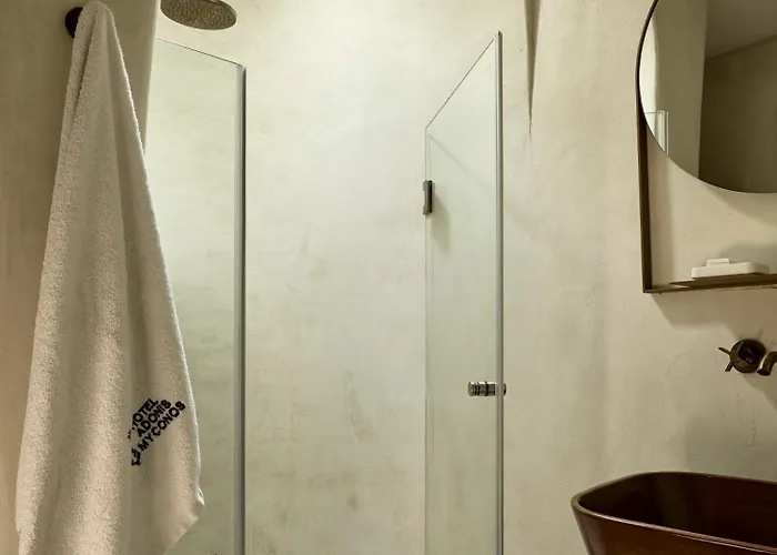 아도니스 Mykonos Town