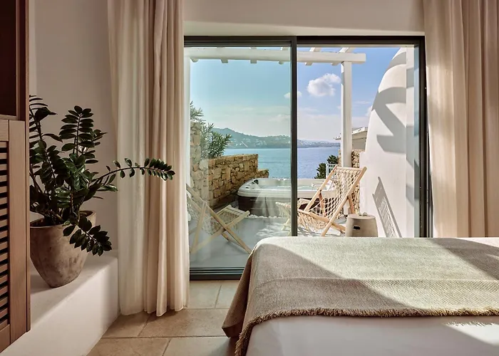 호텔 아도니스 4*