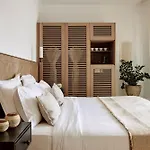 Adonis Hotel