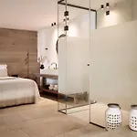 أدونيس Mykonos Town