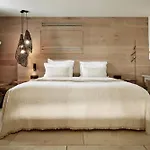 أدونيس Mykonos Town