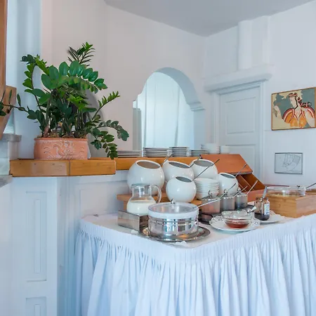 アドニス ホテル