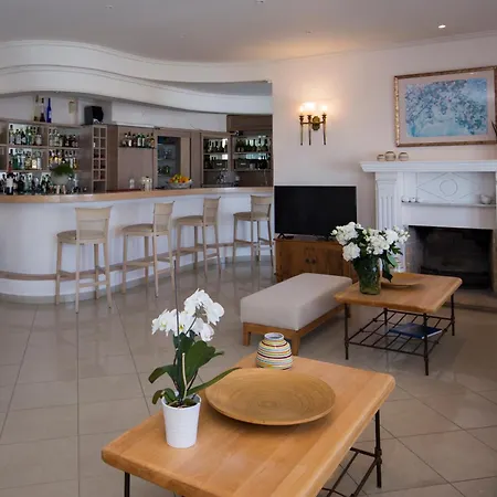 ホテル アドニス Mykonos Town