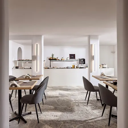 아도니스 4* Mykonos Town